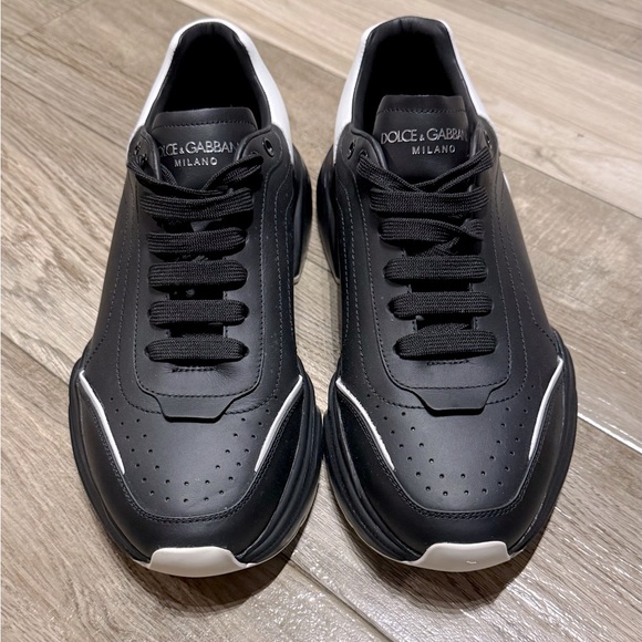 Dolce & Gabbana Daymaster Black & White Sneakers - Picture 5 of 11